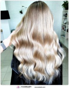 2023 Yılı Popüler Sarı Saç Kesimleri 02