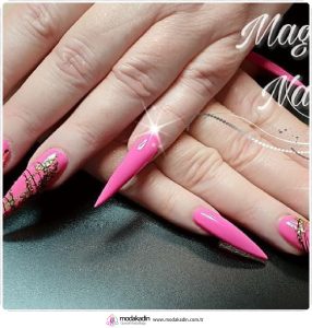 Bir Sonraki Manikurunuze Ilham Verecek Tam Kapatici Tirnak Tasarim Fikirleri 2023 35 1