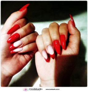 Ilham-Kaynagi-Kirmizi-Tirnak-Modelleri-2023-01