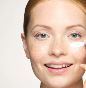 Sivilceli ciltler için C vitamini serumu