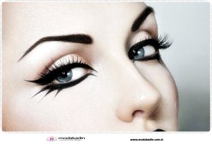 Kesinlikle-Denemeniz-Gereken-Eglenceli-Eyeliner-Tasarimlari09