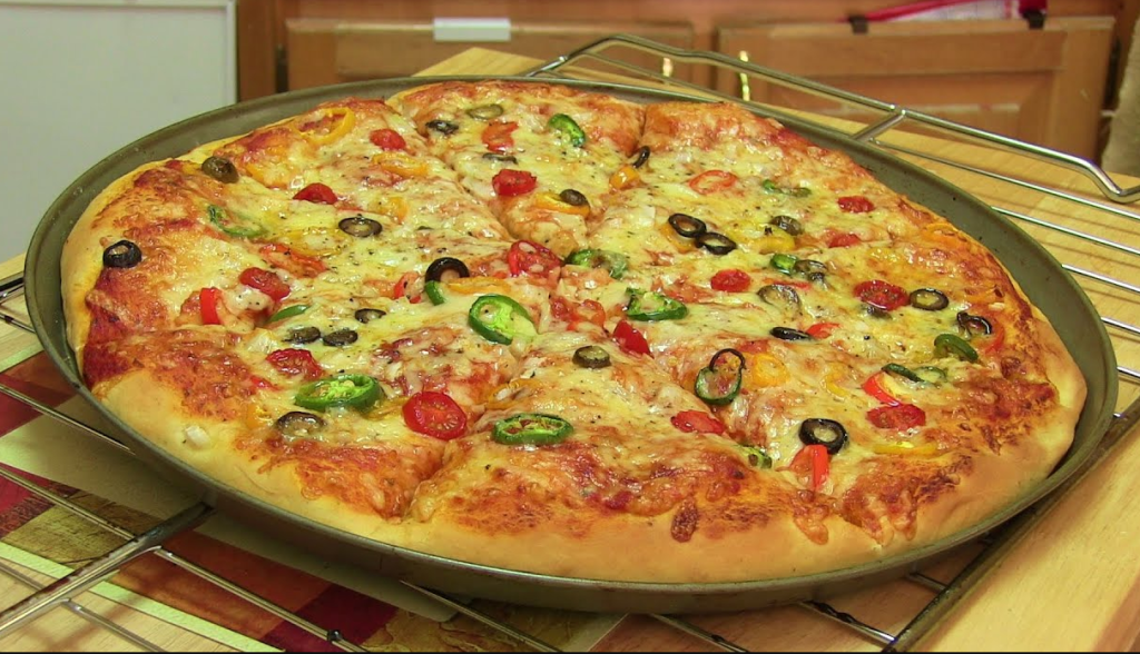 Evde Kolay Pizza Tarifi, Evde En İyi Pizza Yapma Yöntemi Ev yapımı pizza