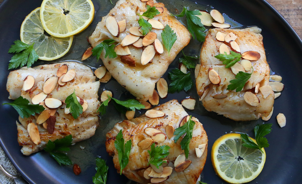 Bademli balık kebabı nasıl yapılır